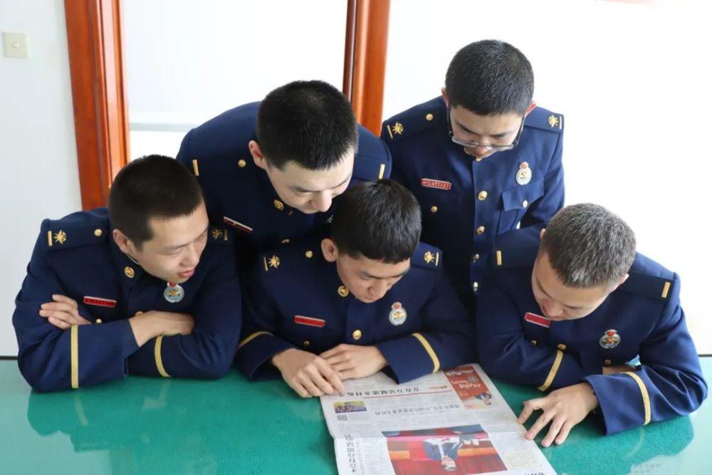 父母也喜欢打游戏是种怎样的体验？