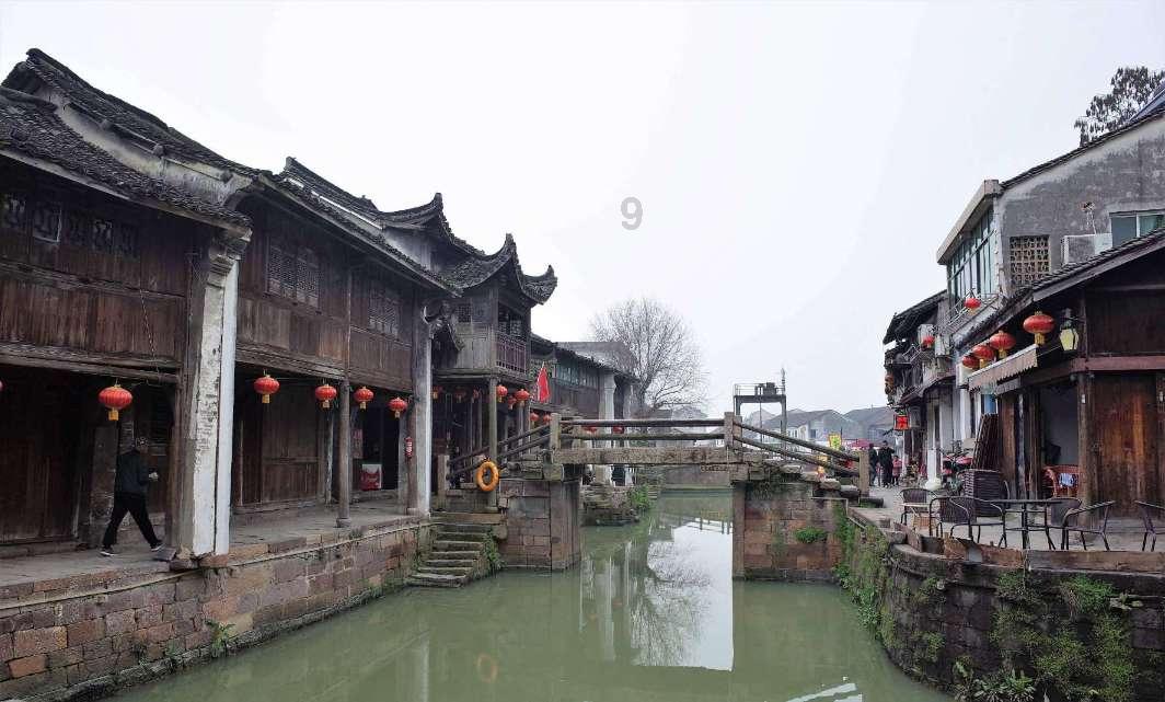 福莱纳找车轮